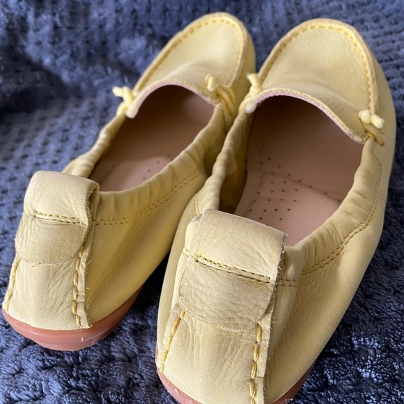 Hush puppies moccassins slip ons - Picture 4 of 5